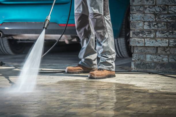 Professional Pressure Washing Services in Farmington, IL